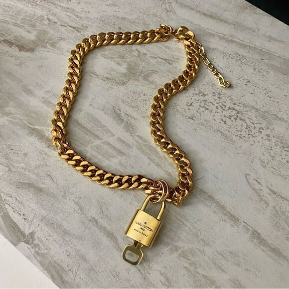 LOUIS VUITTON Lock and key 🔐 on Gold Tone Necklace #307 - Picture 9 of 14
